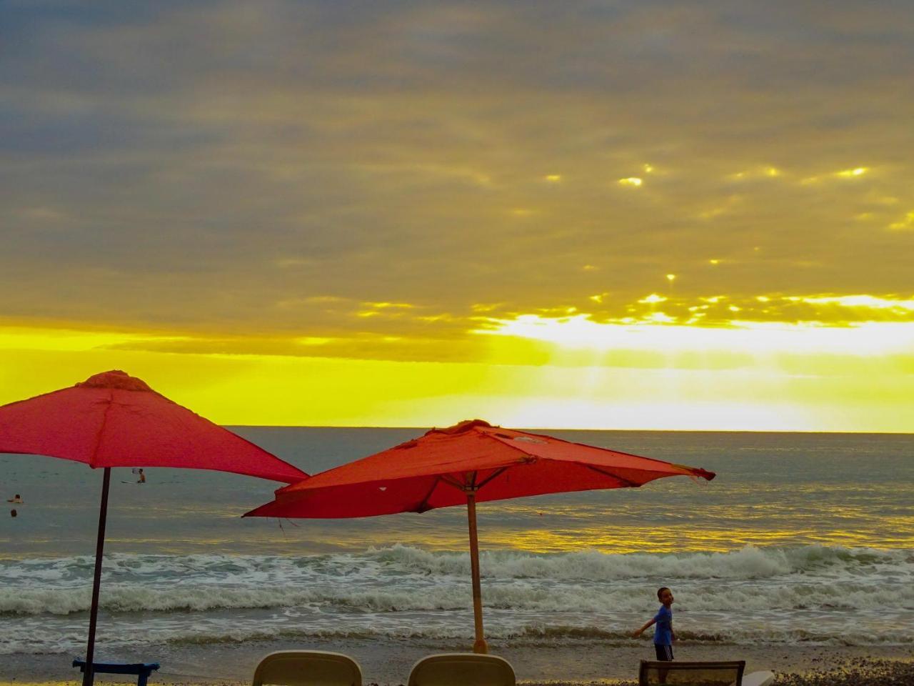 Cabinas Sunset Jacó Exteriér fotografie